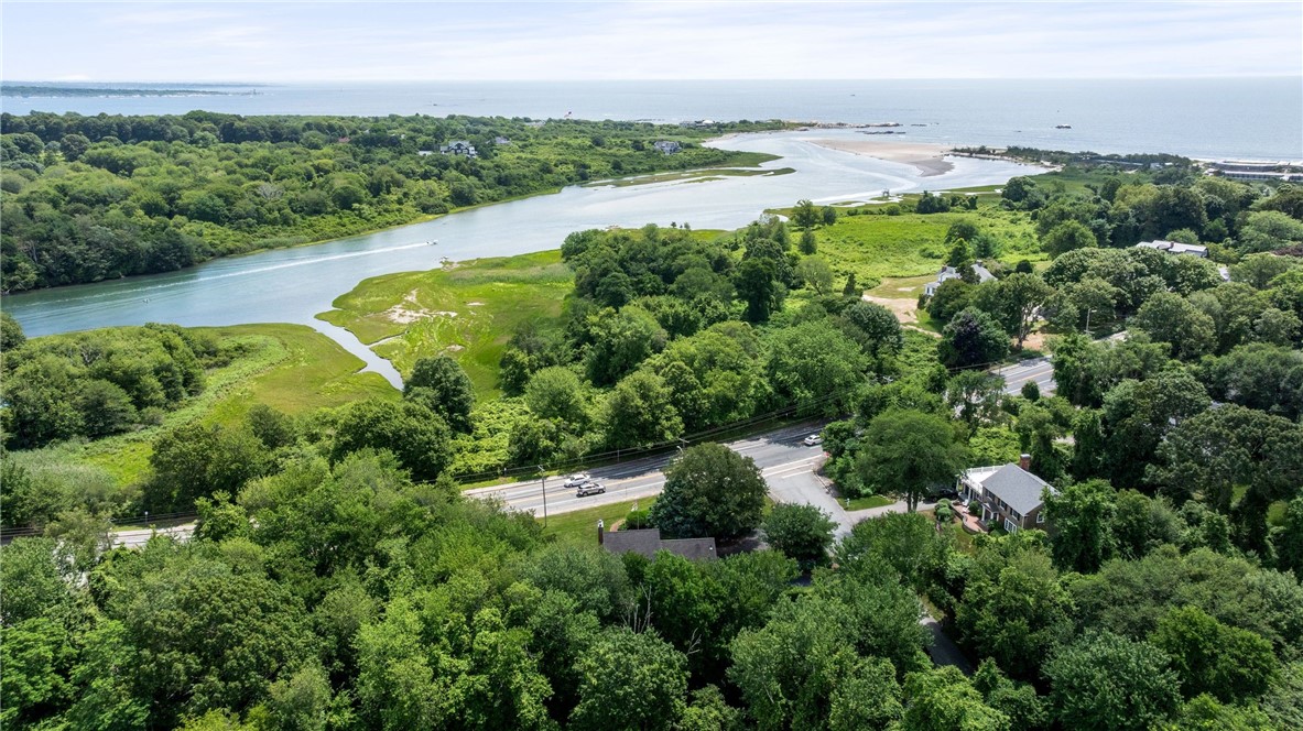 264 Boston Neck Road