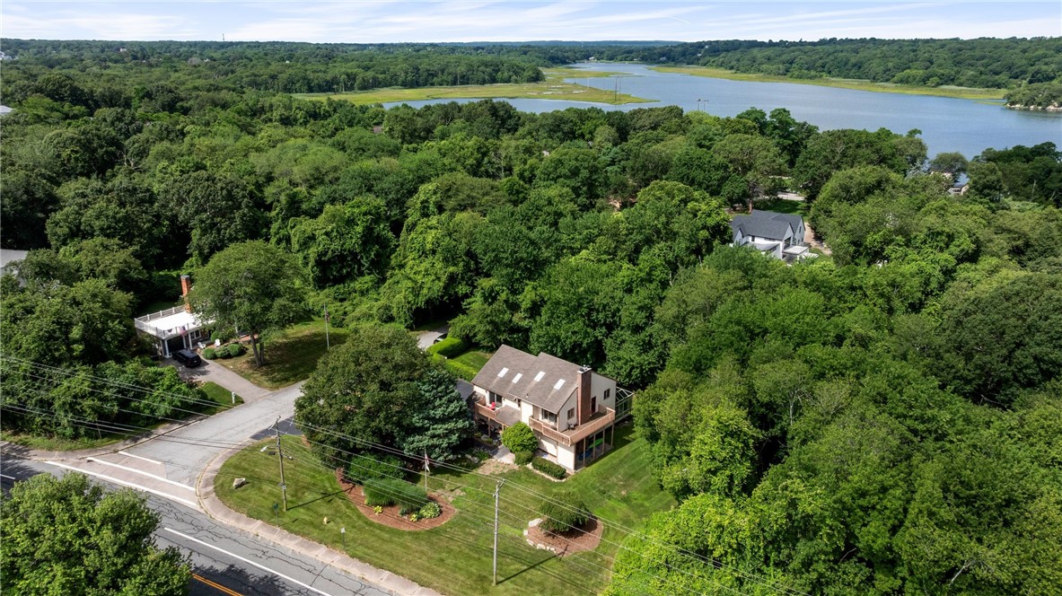 264 Boston Neck Road