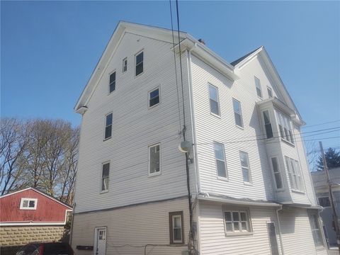 198 IVES Street 3 Providence RI 02906