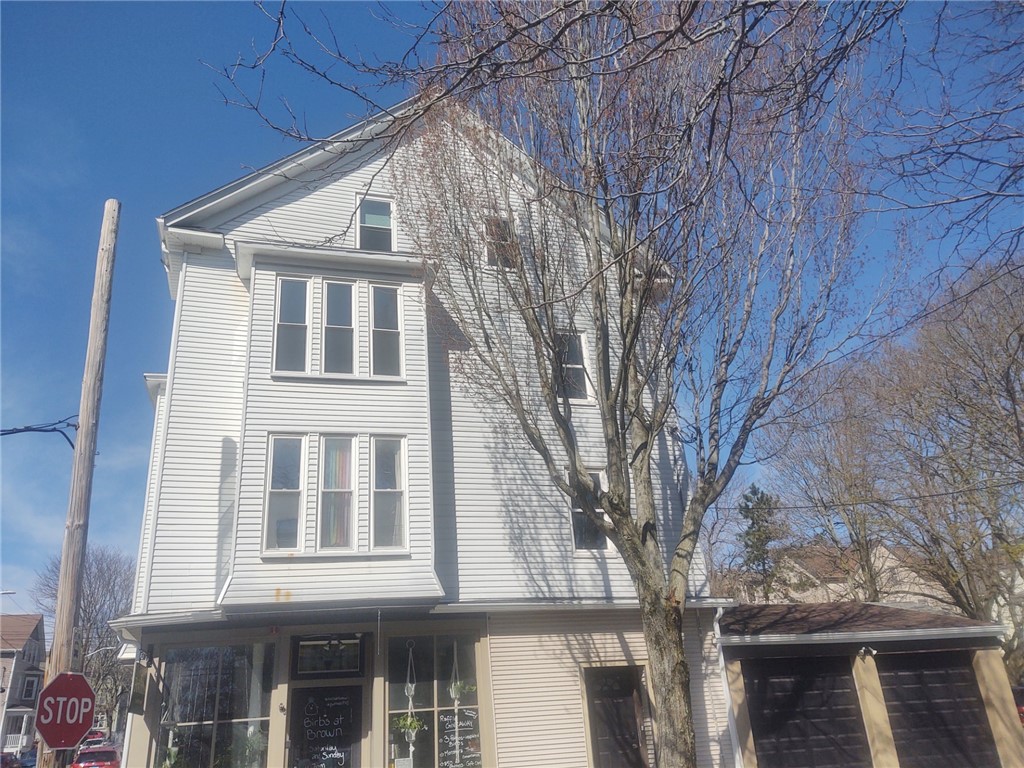 198 IVES Street 3