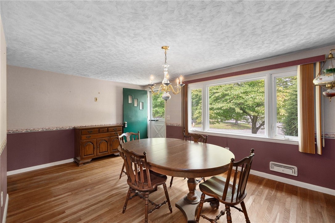108 Longfellow Drive