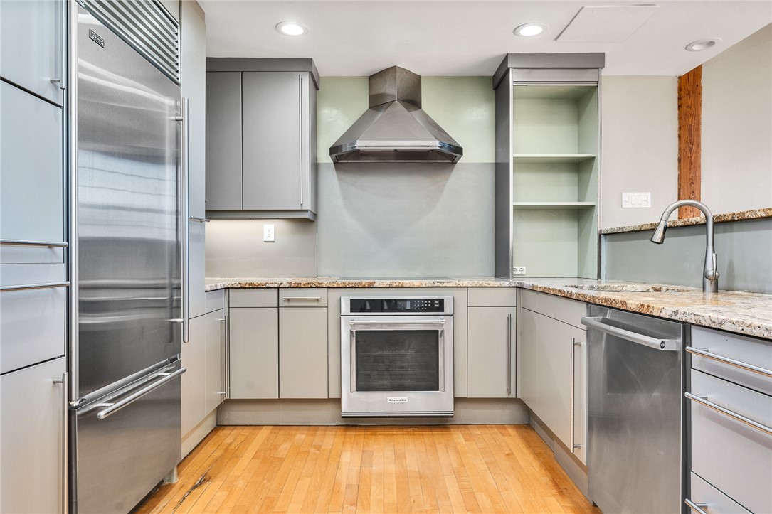 555 South Water Street 218