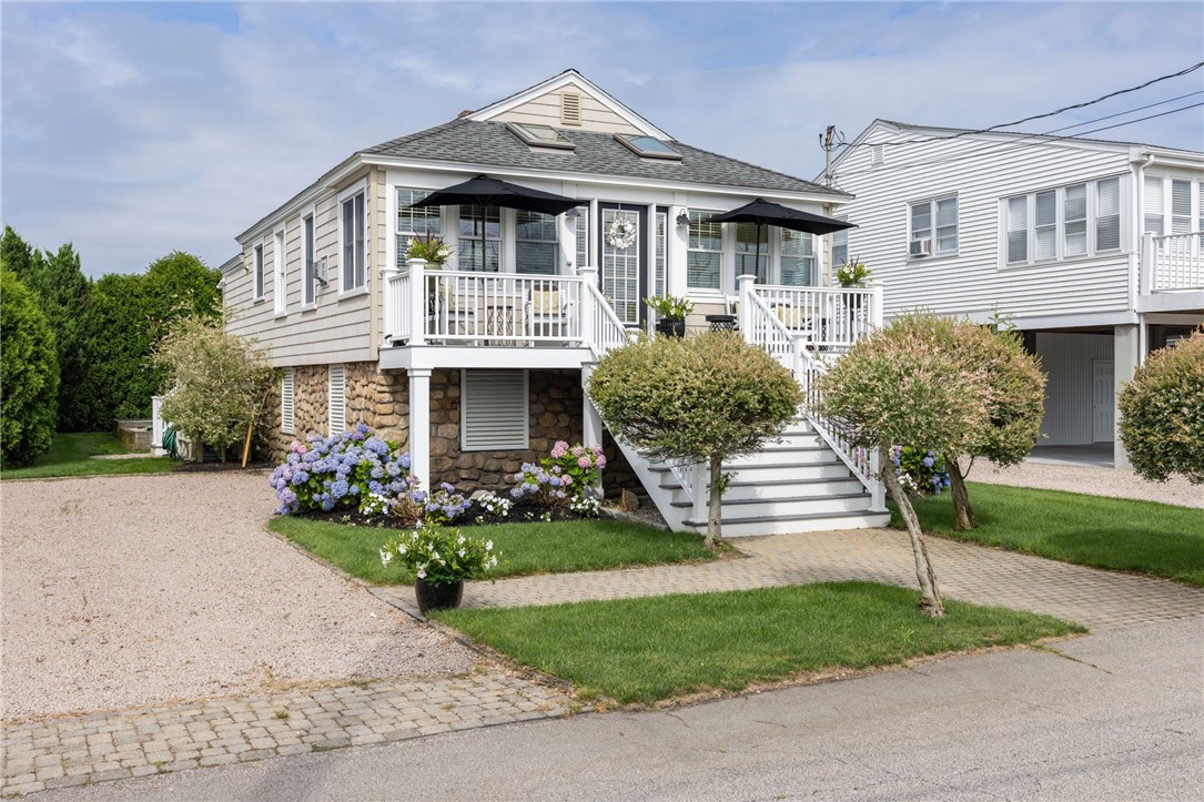 13 Uzzi Avenue