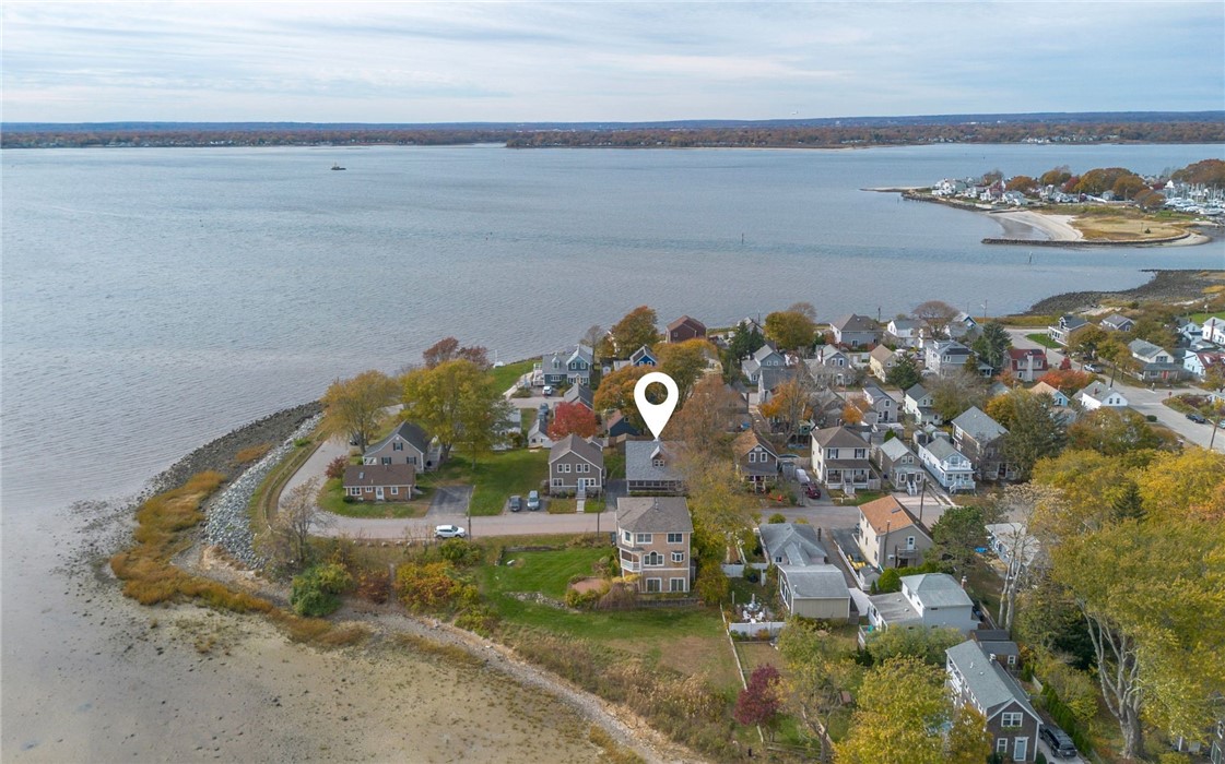 299 Narragansett Avenue