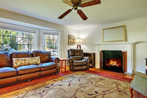 20 Townsend Street Barrington RI 02806