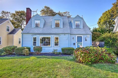 20 Townsend Street Barrington RI 02806