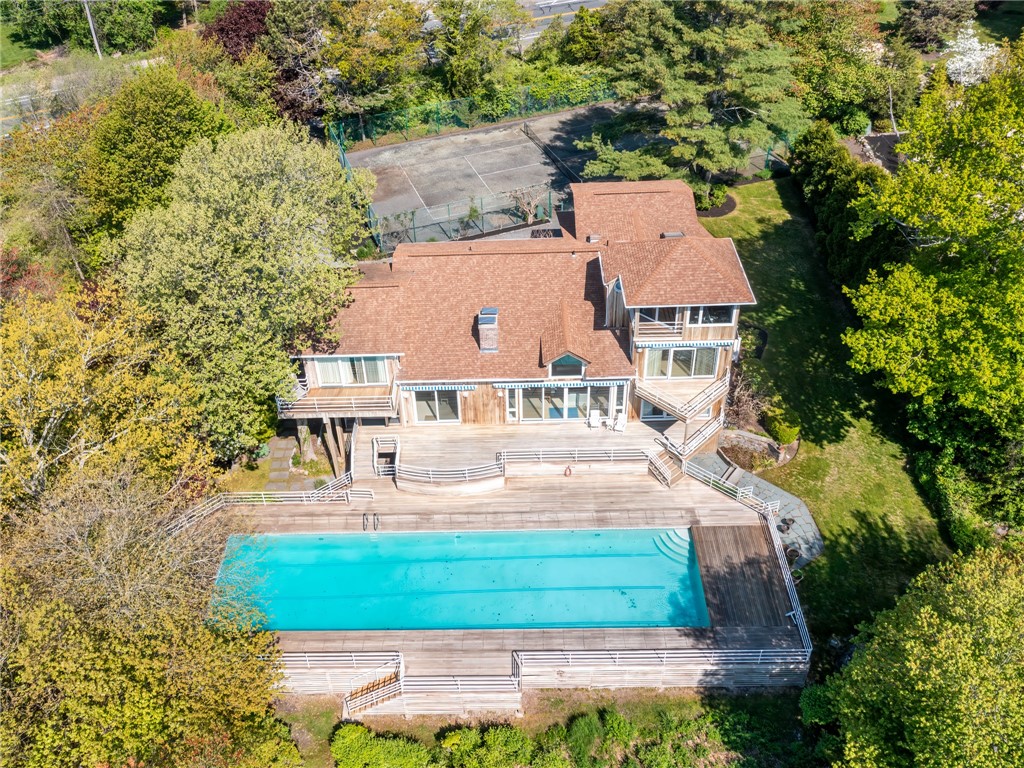 275 Boston Neck Road