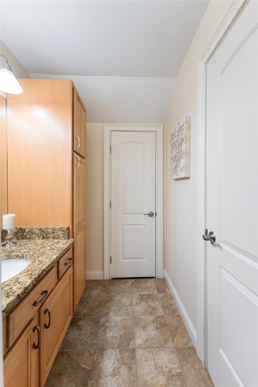 Scituate, Rhode Island 02831, United States, 3 Bedrooms Bedrooms, ,4 BathroomsBathrooms,Residential,Active,243344