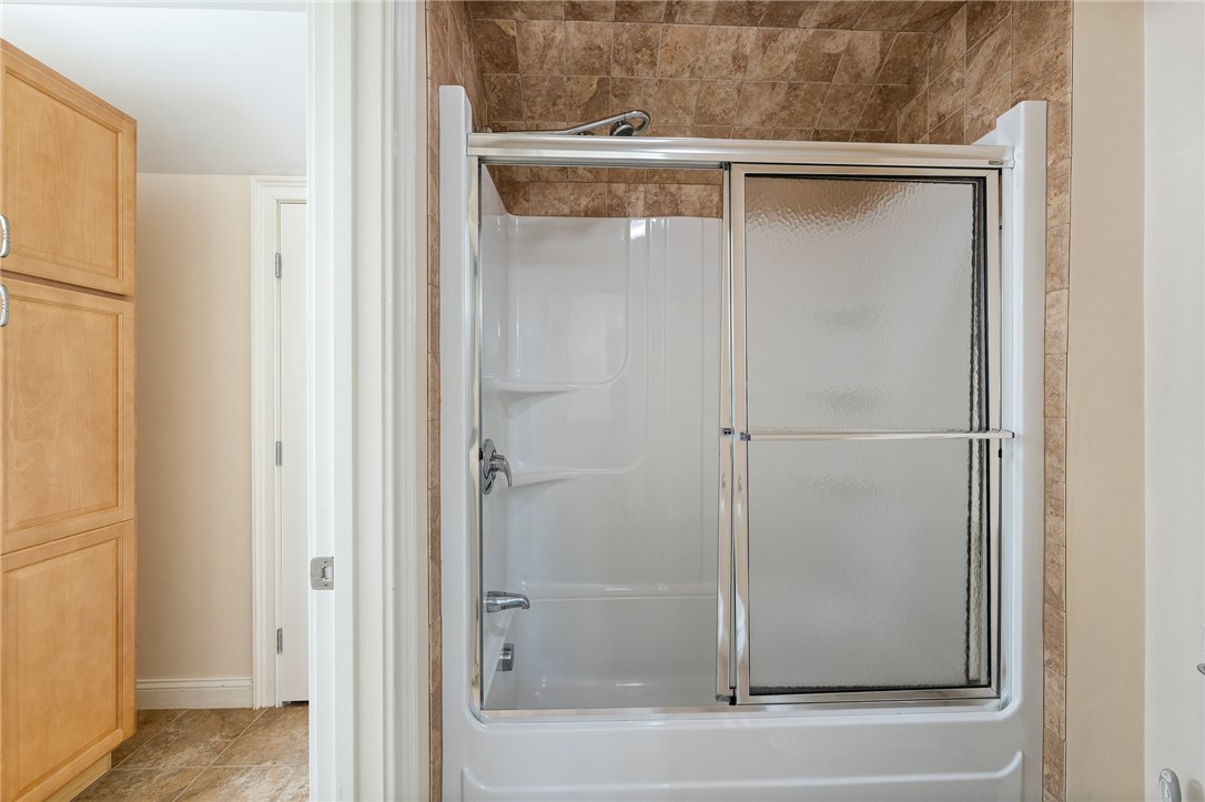 Scituate, Rhode Island 02831, United States, 3 Bedrooms Bedrooms, ,4 BathroomsBathrooms,Residential,Active,243344