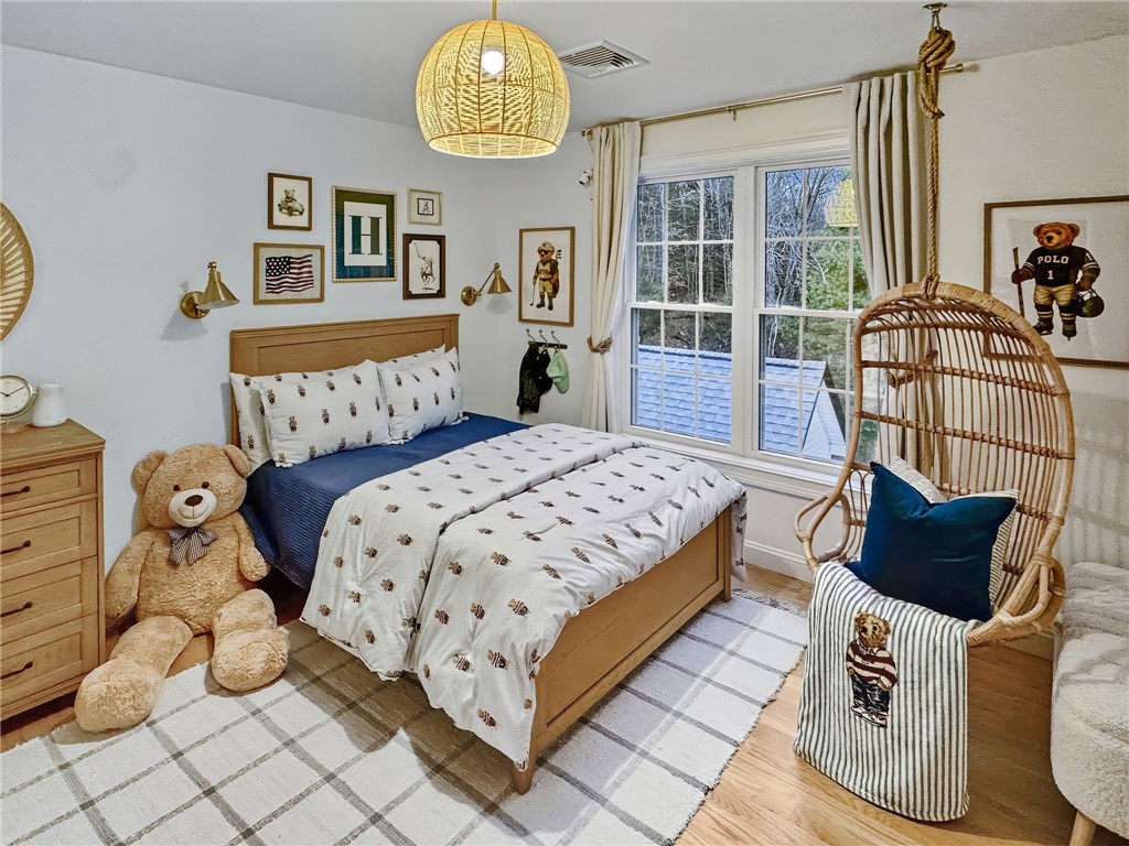 Scituate, Rhode Island 02831, United States, 3 Bedrooms Bedrooms, ,4 BathroomsBathrooms,Residential,Active,243344