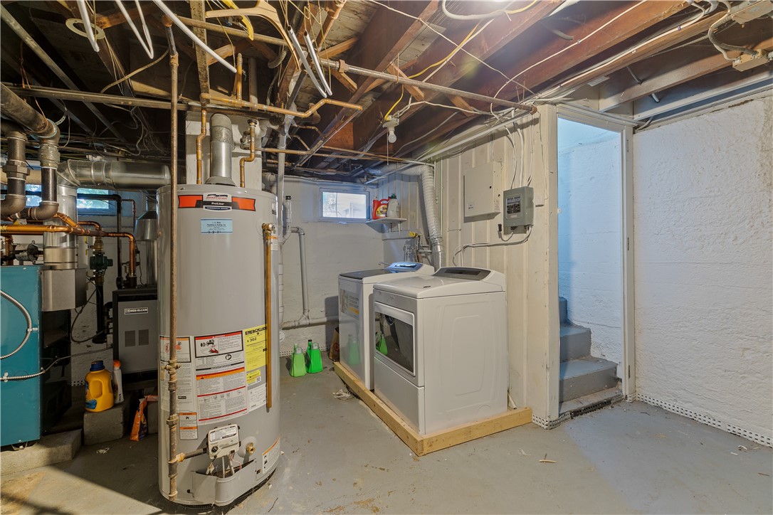 Newport, Rhode Island 02840, United States, 1 Bedroom Bedrooms, ,1 BathroomBathrooms,Residential,Active,192566