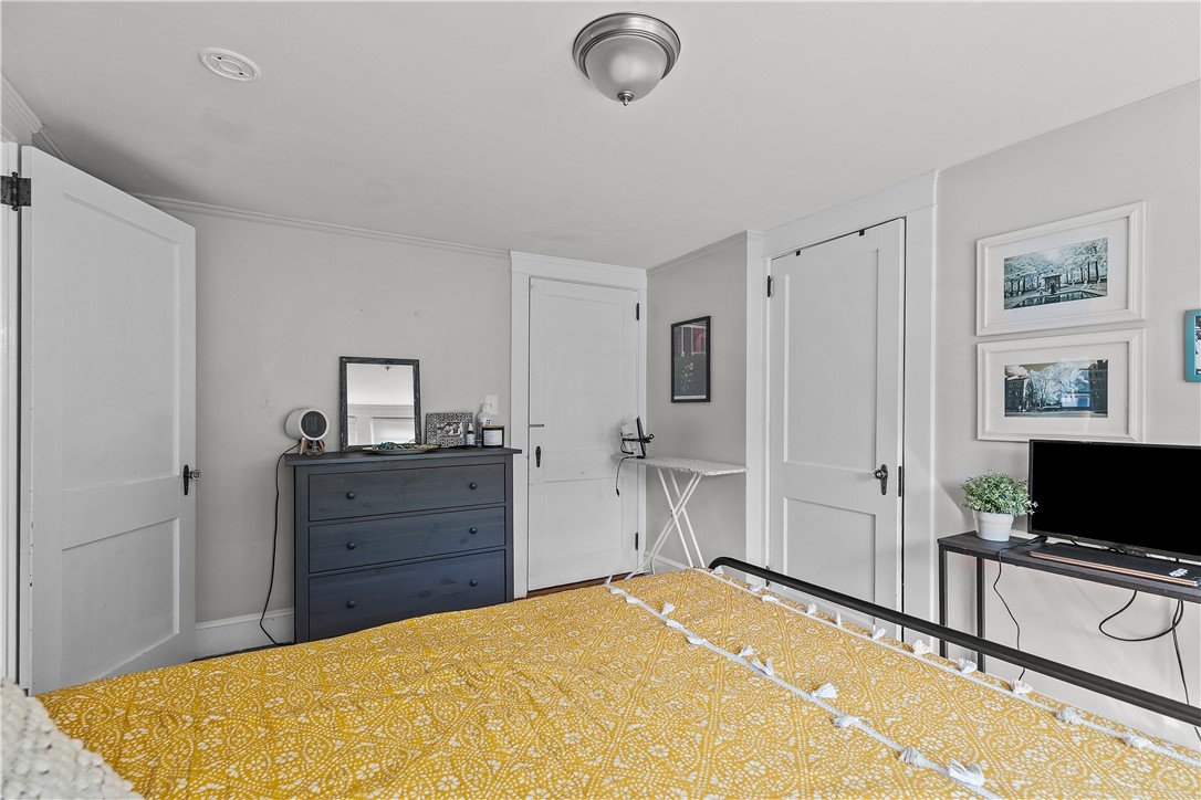 Newport, Rhode Island 02840, United States, 1 Bedroom Bedrooms, ,1 BathroomBathrooms,Residential,Active,192566