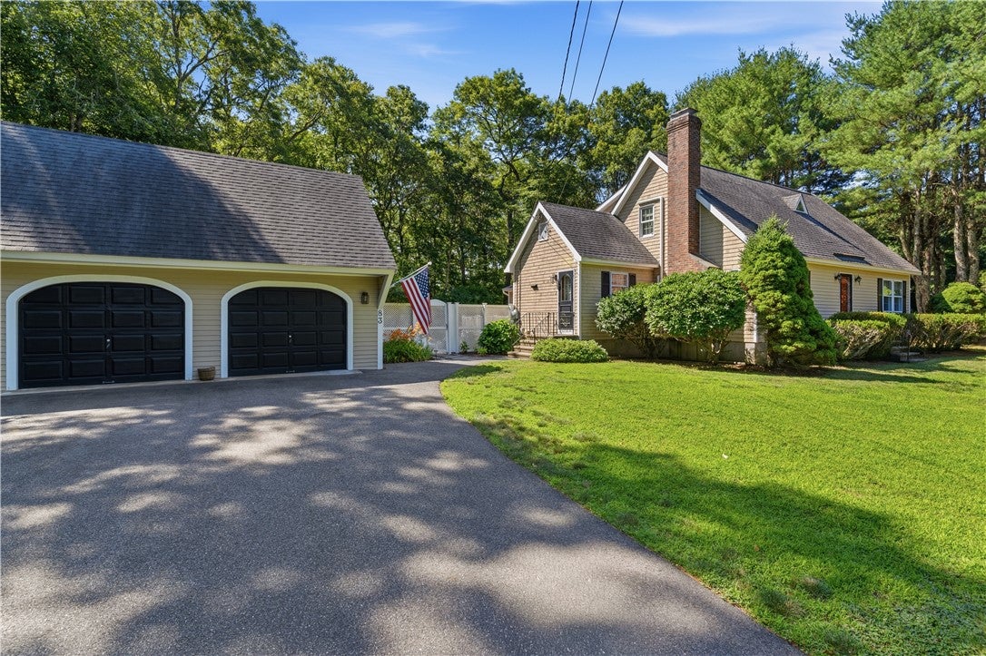 83 Stoney Hollow Road
