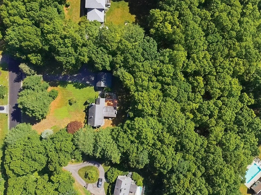 83 Stoney Hollow Road