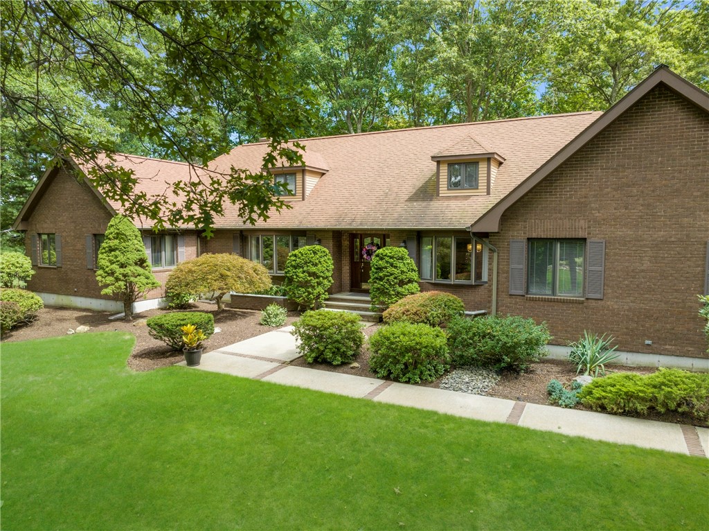 10 Oak Hill Drive