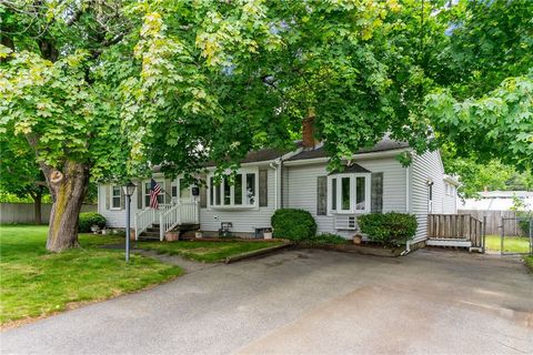 28 Ann Lane North Kingstown RI 02852