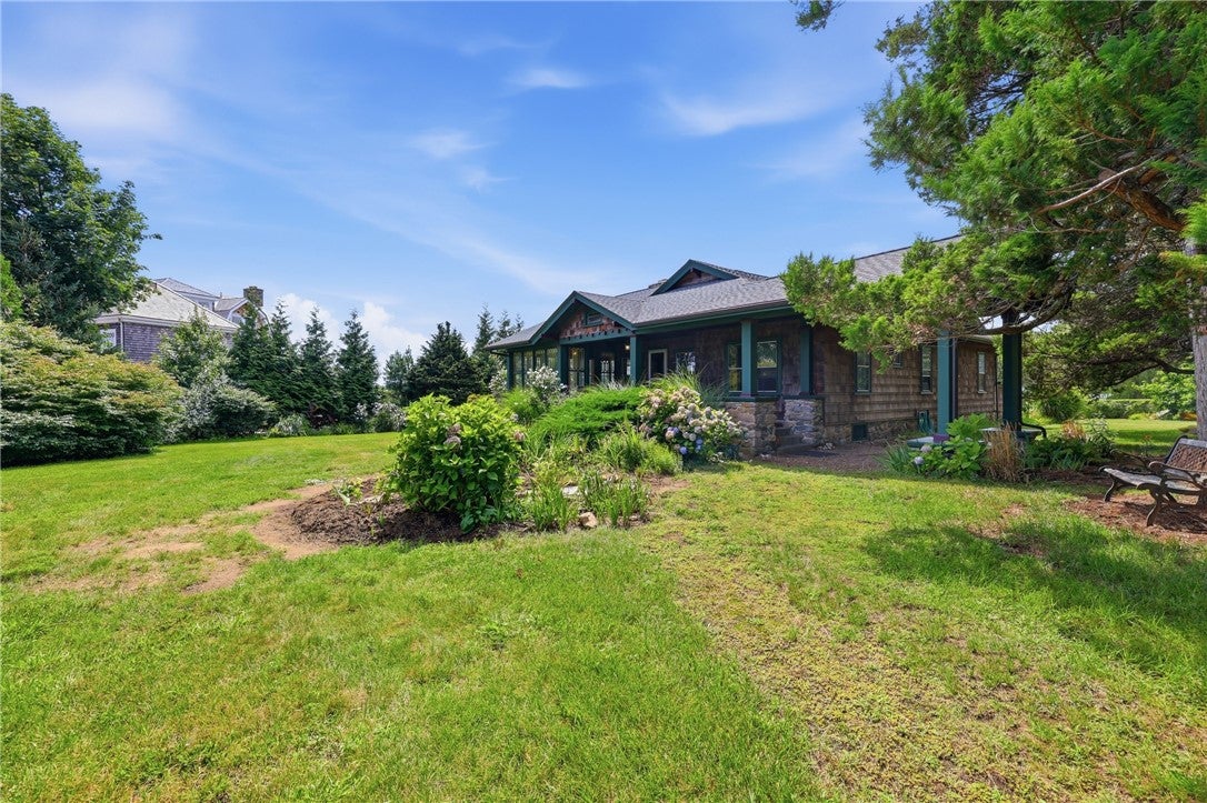 14 Wood Avenue