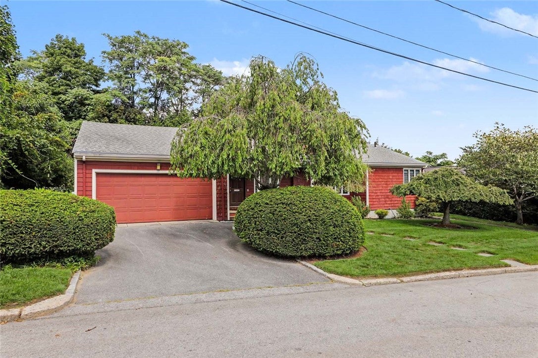 15 Cambria Court