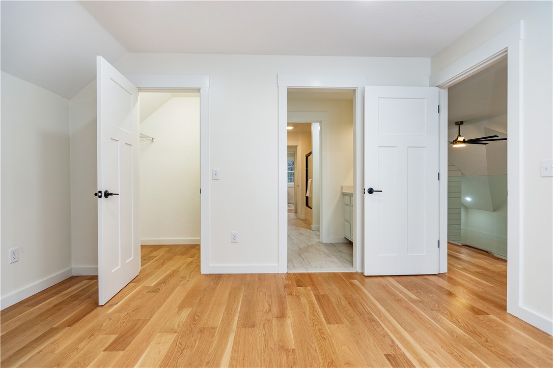 North Kingstown, Rhode Island 02874, United States, 4 Bedrooms Bedrooms, ,3 BathroomsBathrooms,Residential,Active,248804