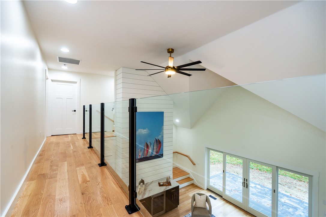 North Kingstown, Rhode Island 02874, United States, 4 Bedrooms Bedrooms, ,3 BathroomsBathrooms,Residential,Active,248804