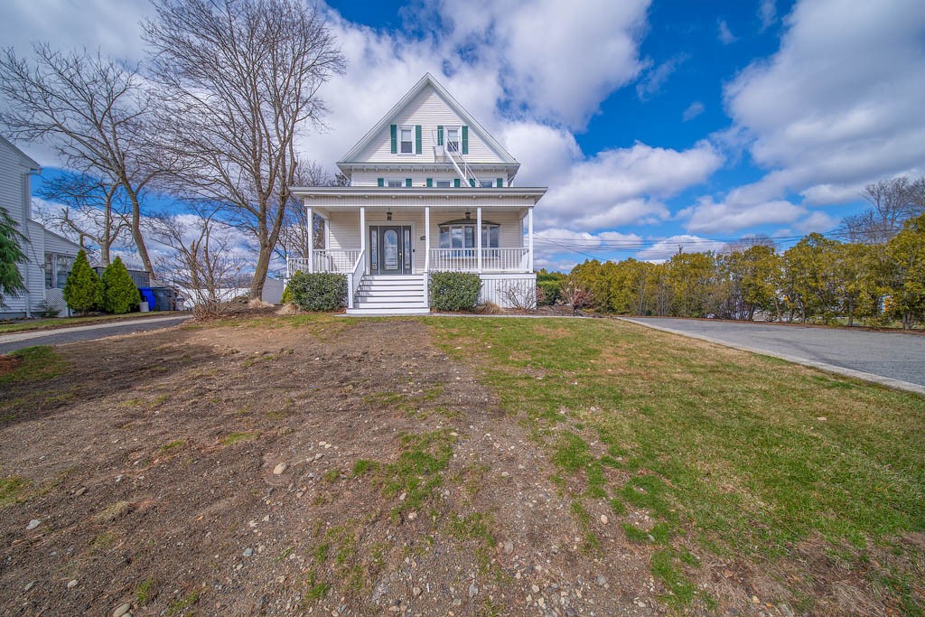 2919 Pawtucket Avenue