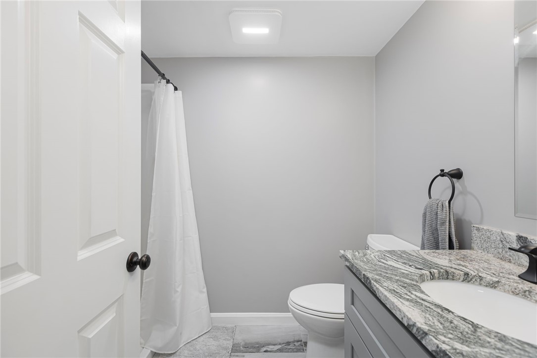 Cranston, Rhode Island 02920, United States, 3 Bedrooms Bedrooms, ,2 BathroomsBathrooms,Residential,Active,219266