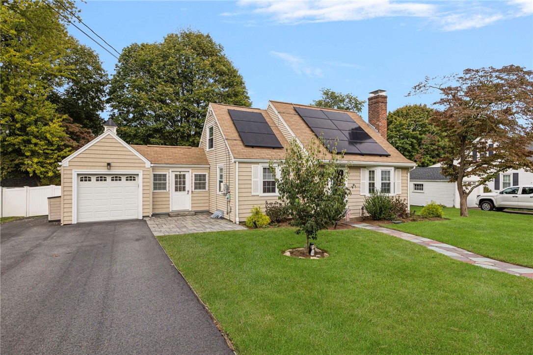 Cranston, Rhode Island 02920, United States, 3 Bedrooms Bedrooms, ,2 BathroomsBathrooms,Residential,Active,219266