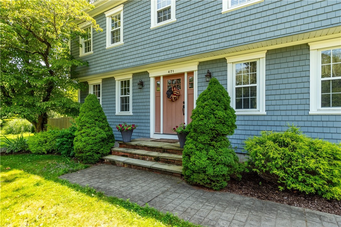 471 N. Quidnessett Road