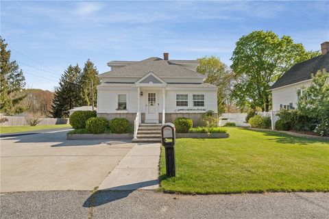 Single Family Residence in Warwick RI 331 Church Avenue 1.jpg