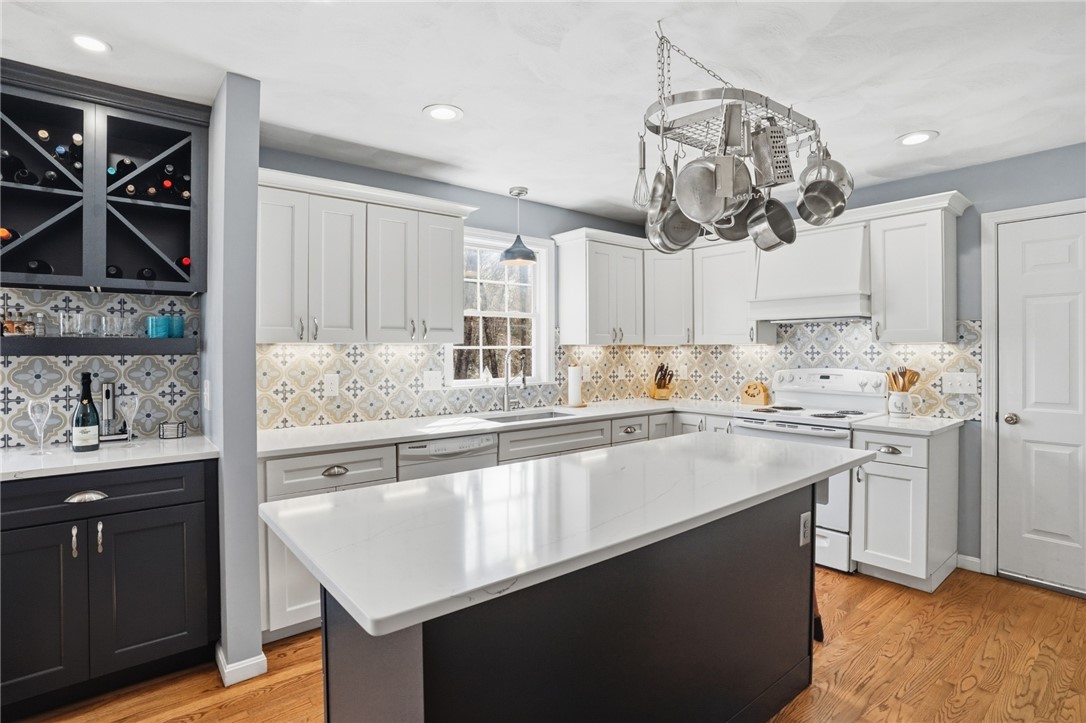 45 Gilbert Stuart Drive