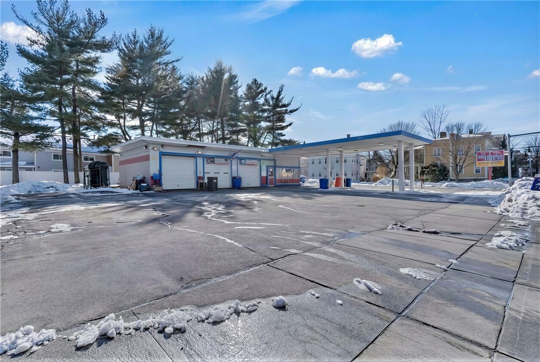 1160 Westminster Street