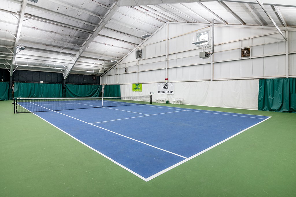 636 Centerville Road