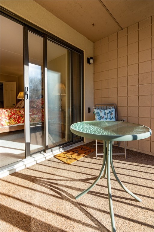 West Warwick, Rhode Island 02893, United States, 2 Bedrooms Bedrooms, ,2 BathroomsBathrooms,Residential,Active,257669