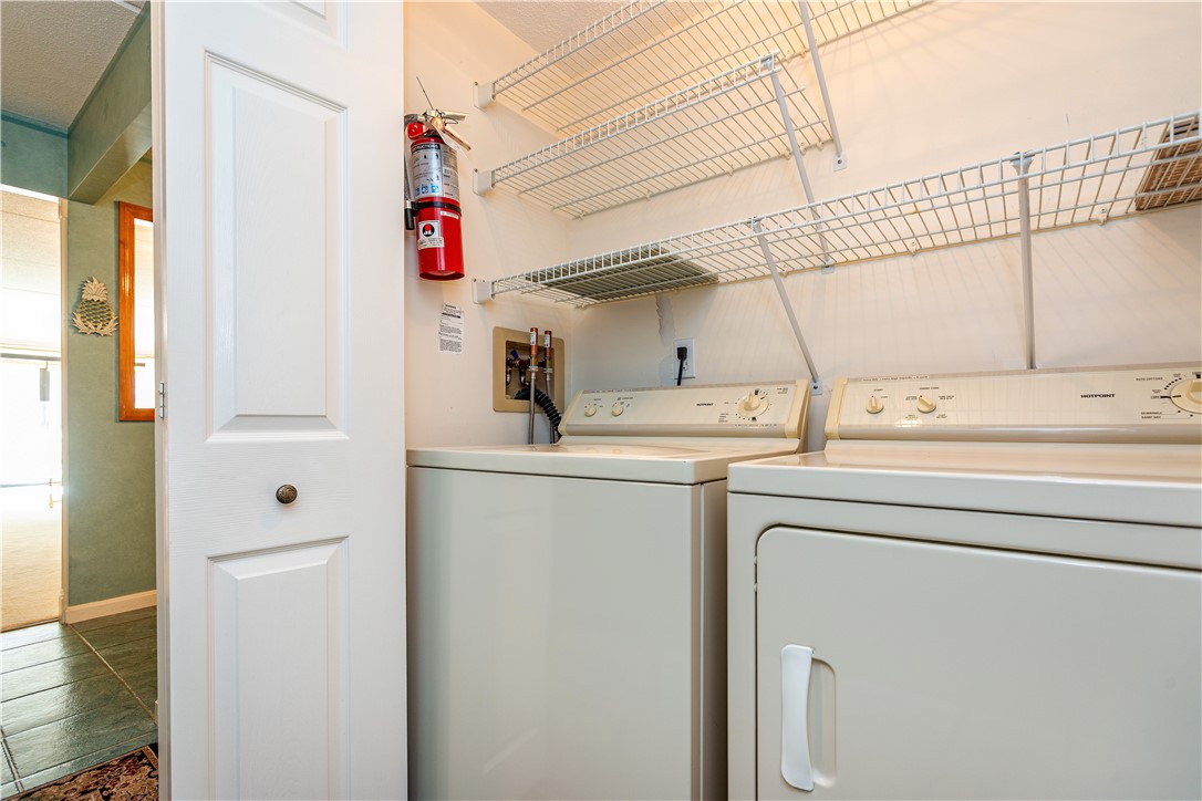 West Warwick, Rhode Island 02893, United States, 2 Bedrooms Bedrooms, ,2 BathroomsBathrooms,Residential,Active,257669