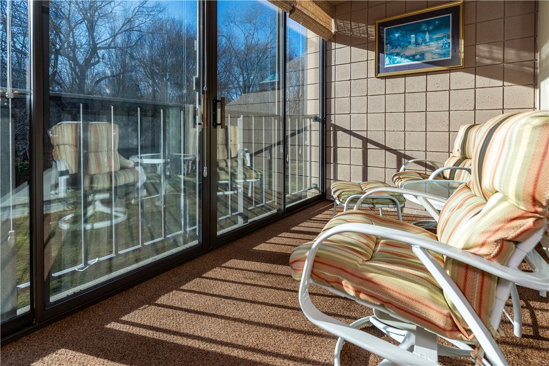 West Warwick, Rhode Island 02893, United States, 2 Bedrooms Bedrooms, ,2 BathroomsBathrooms,Residential,Active,257669