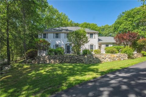 125 Fernwood Drive East Greenwich RI 02818