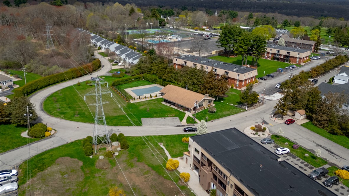 196 Old River Road 8F