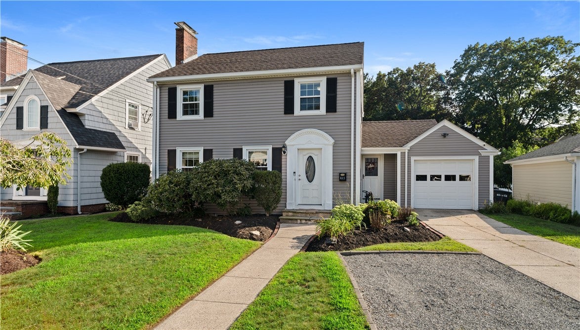 449 Pawtucket Avenue