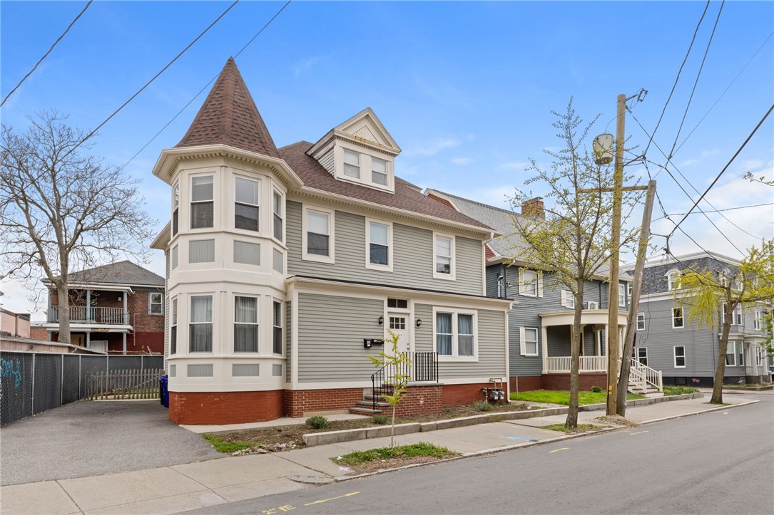 156 Vinton Street