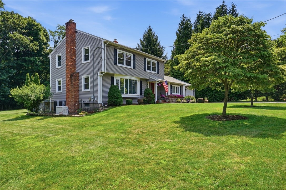 42 Grand Avenue