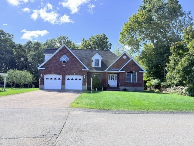 22 South Drive
