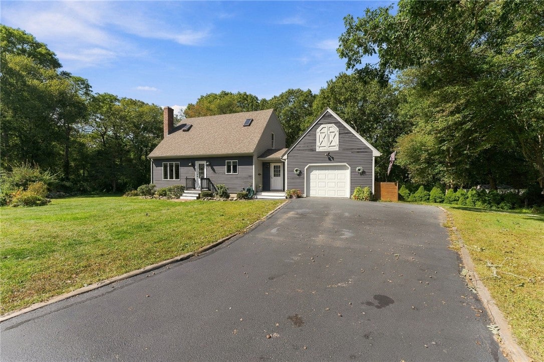 10 Erin Drive