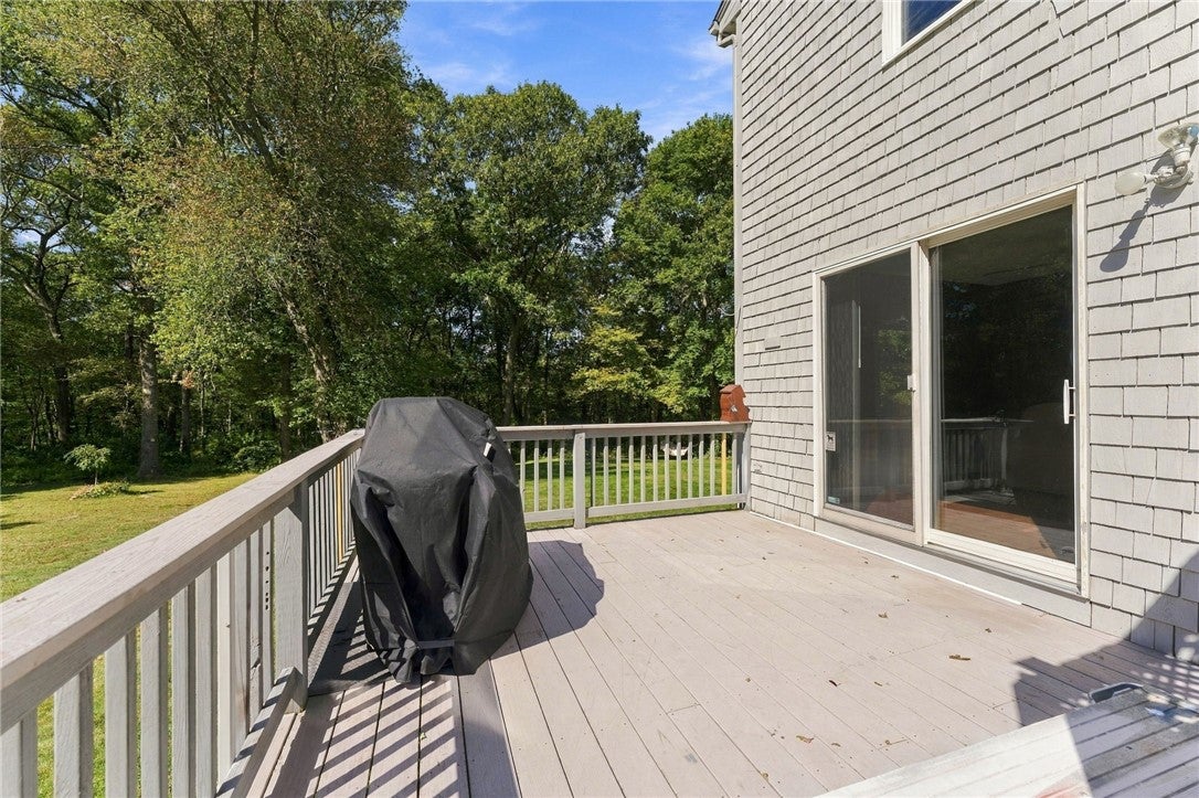 10 Erin Drive