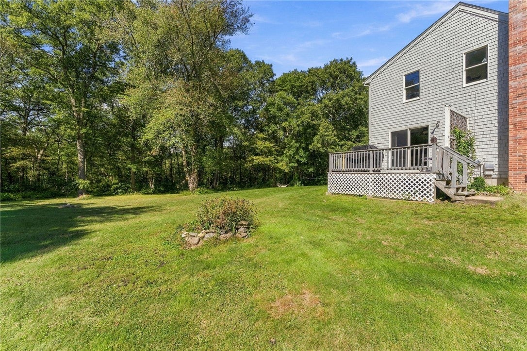 10 Erin Drive