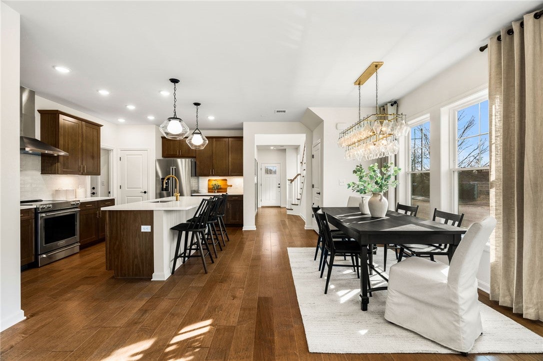66 East Point Drive 19