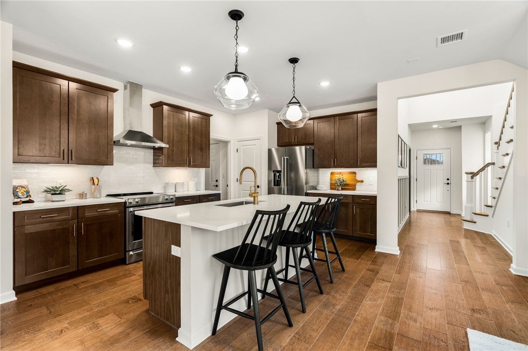 66 East Point Drive 19