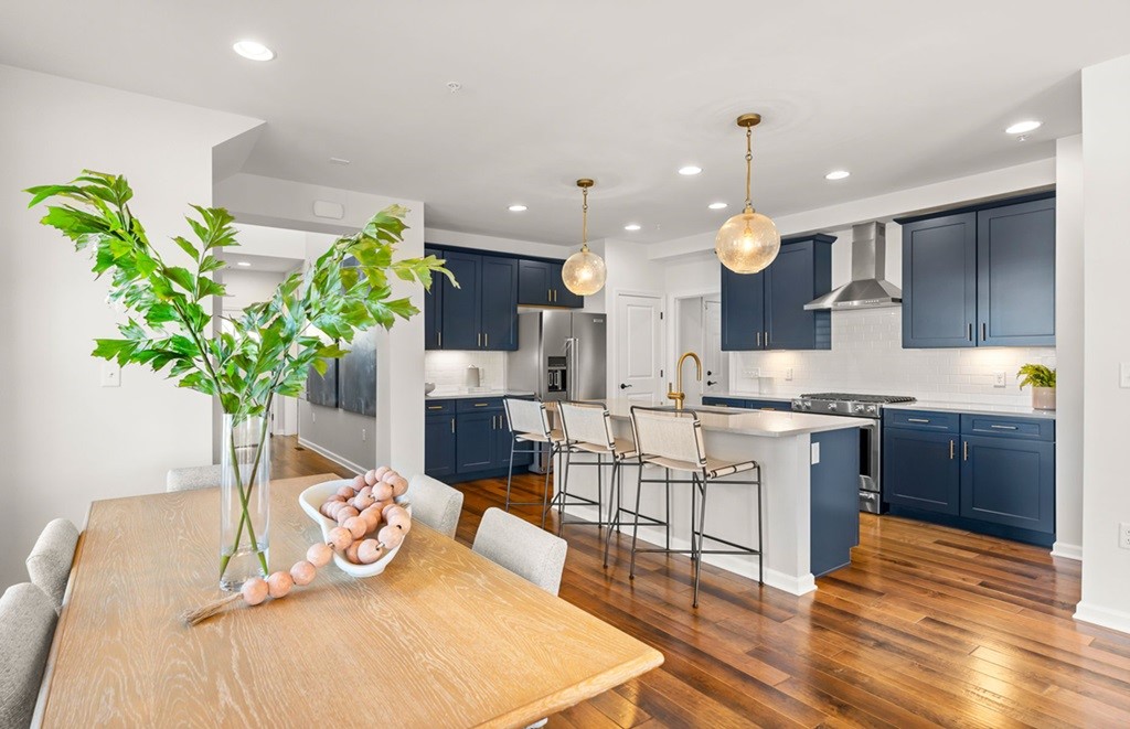 38 East Point Drive 5