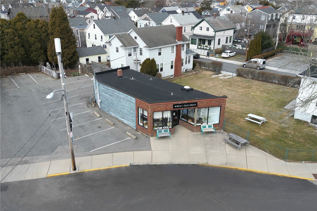 3 Carroll Avenue