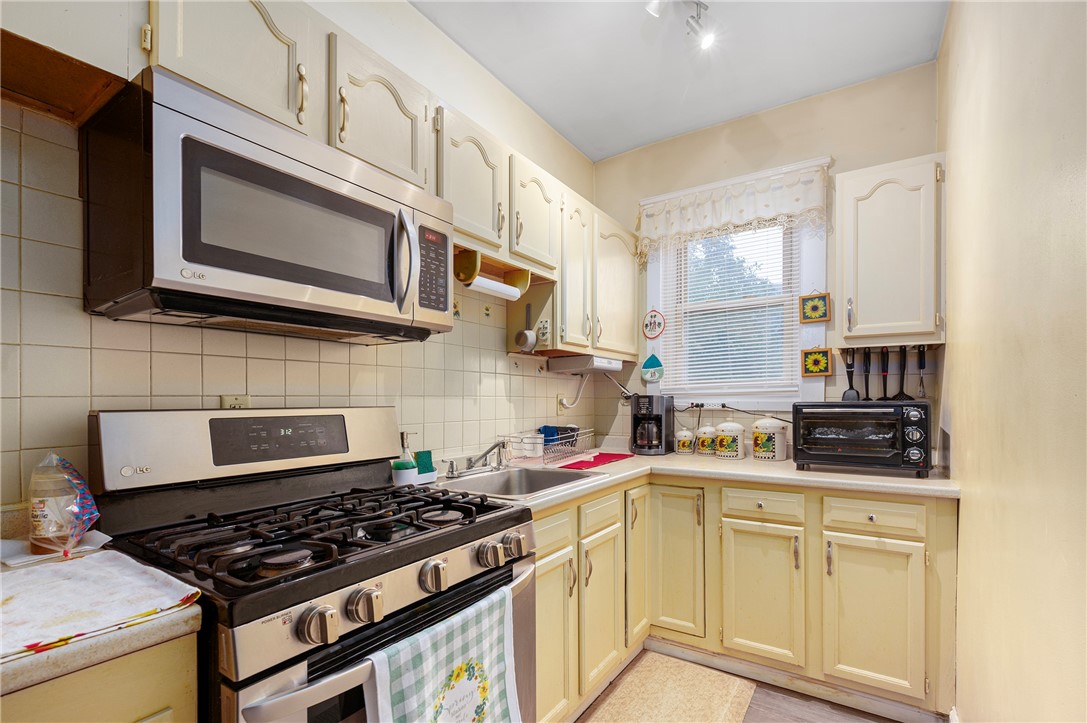 38 Pembroke Avenue 40