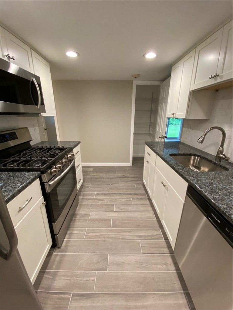 1141 Hartford Avenue 3A 1/2
